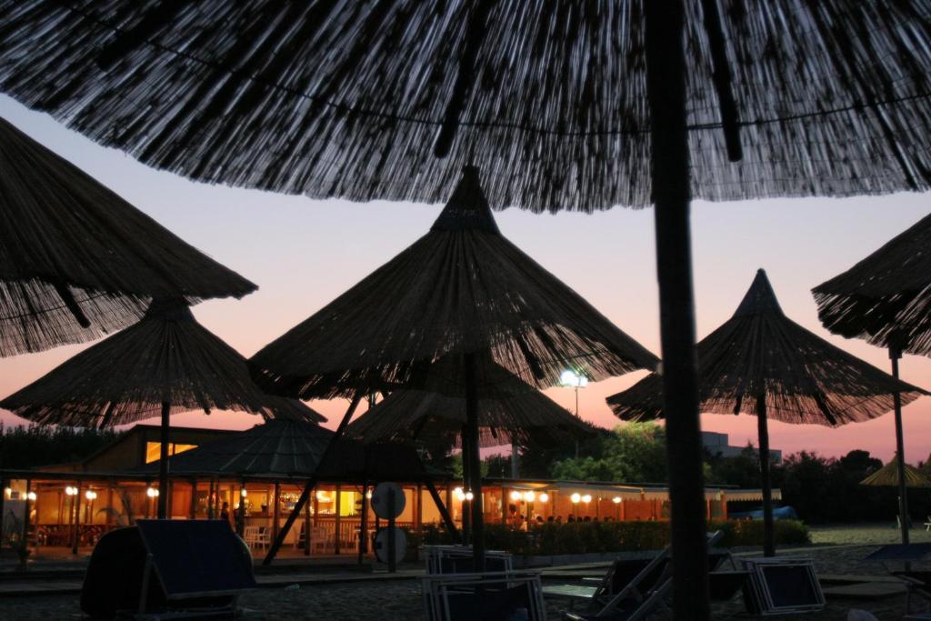 African Beach Hotel-Residence Manfredonia Kültér fotó
