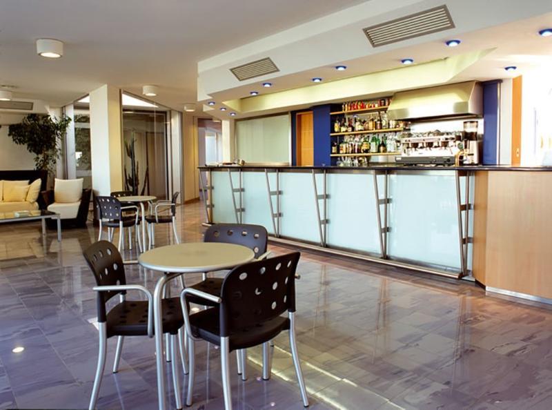 African Beach Hotel-Residence Manfredonia Kültér fotó
