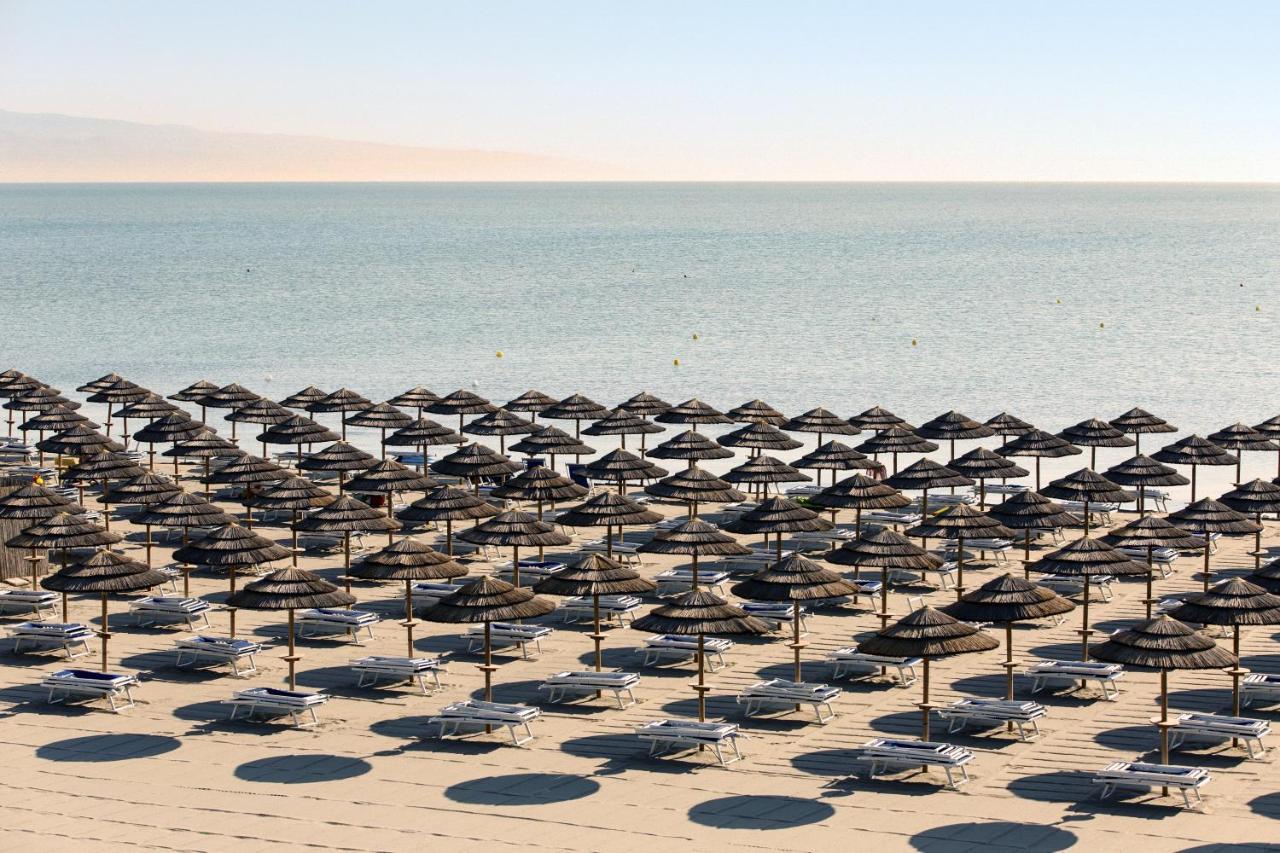 African Beach Hotel-Residence Manfredonia Kültér fotó
