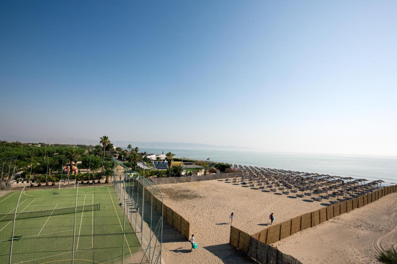 African Beach Hotel-Residence Manfredonia Kültér fotó