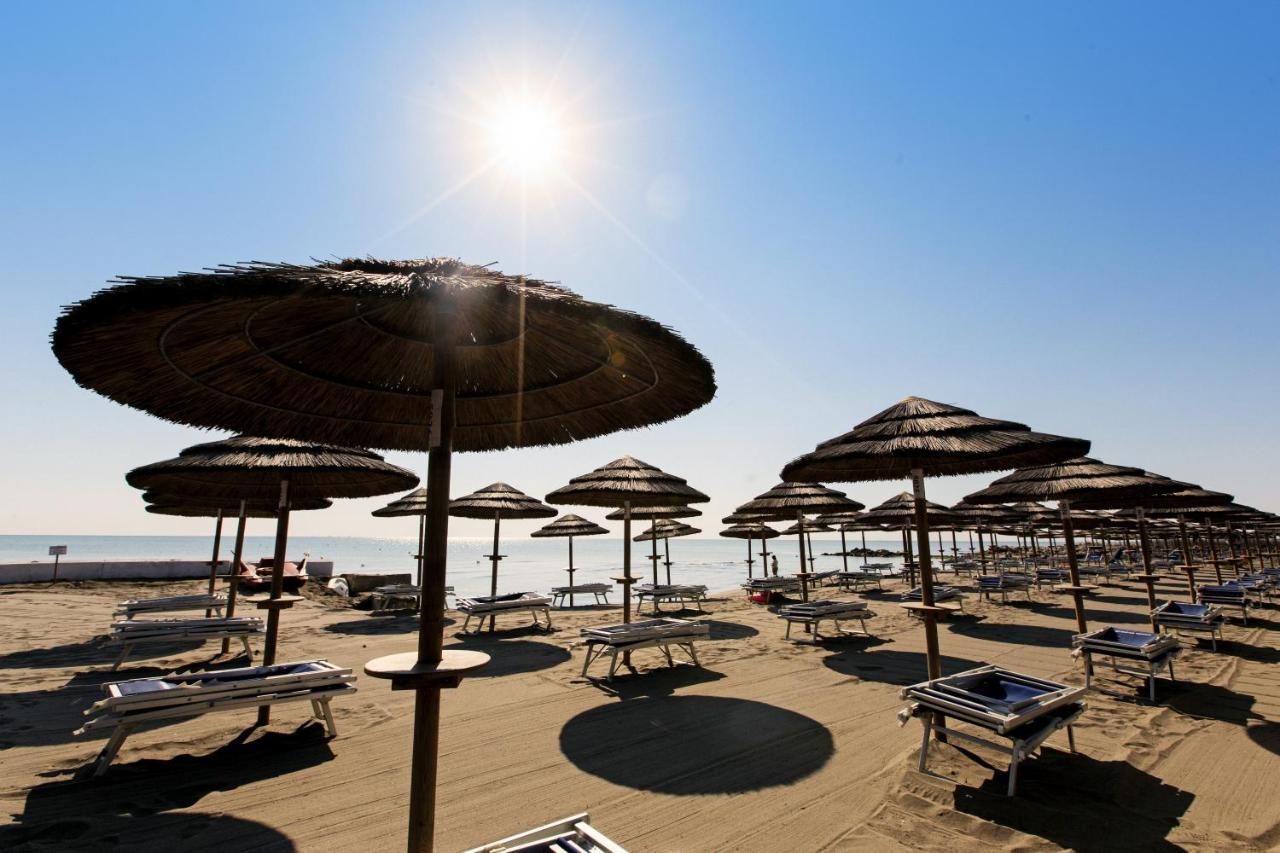 African Beach Hotel-Residence Manfredonia Kültér fotó
