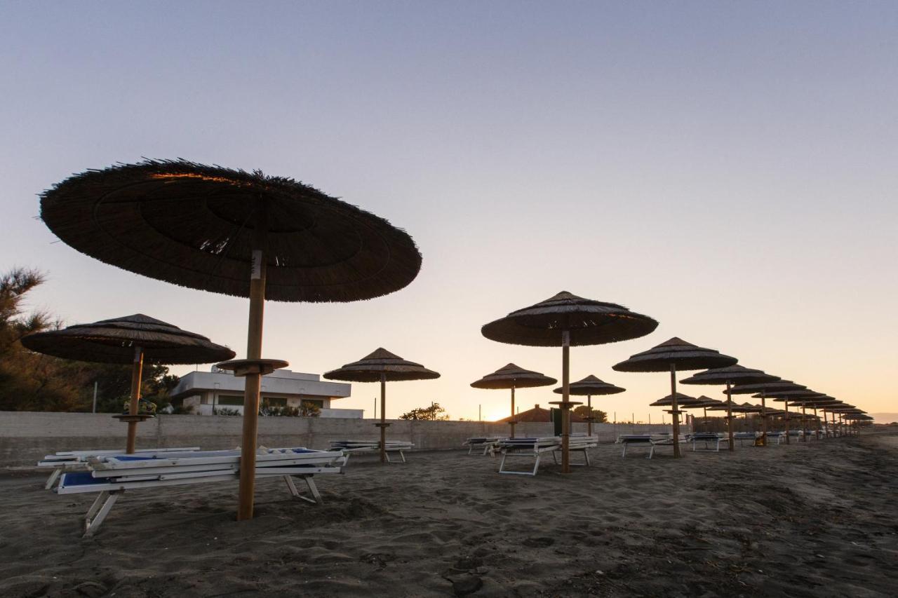 African Beach Hotel-Residence Manfredonia Kültér fotó