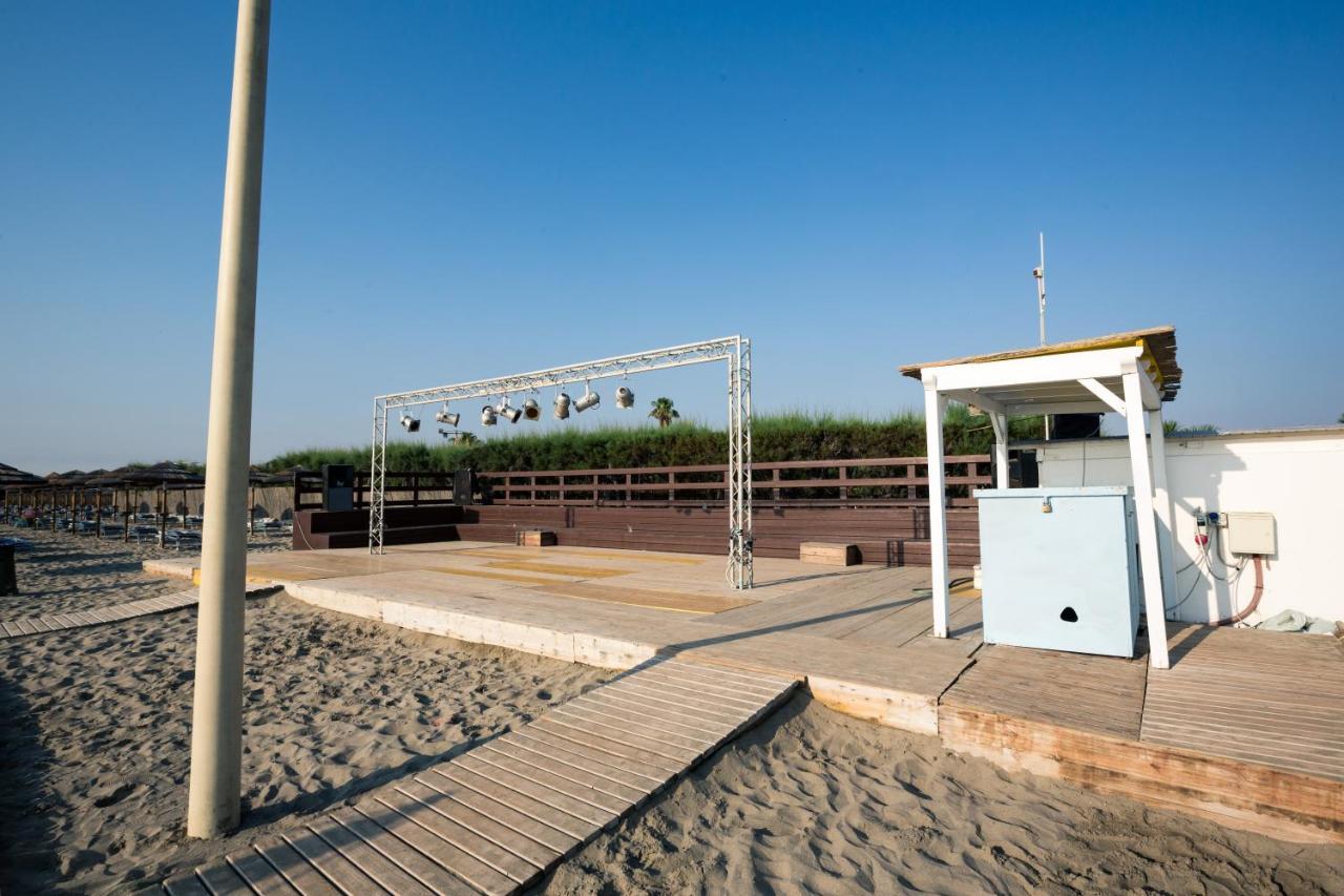 African Beach Hotel-Residence Manfredonia Kültér fotó