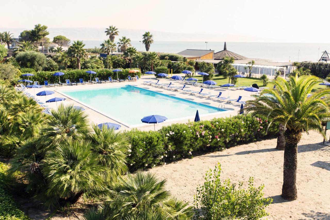 African Beach Hotel-Residence Manfredonia Kültér fotó