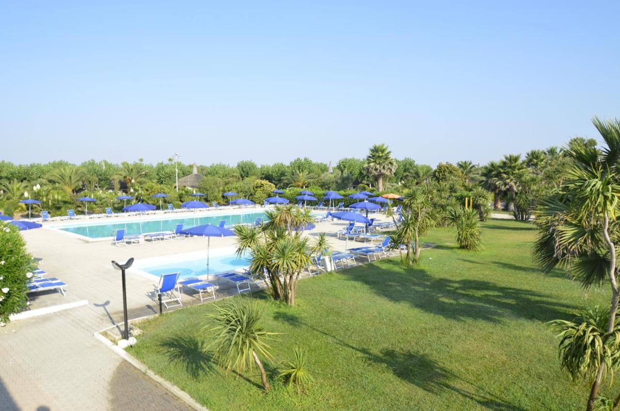 African Beach Hotel-Residence Manfredonia Kültér fotó